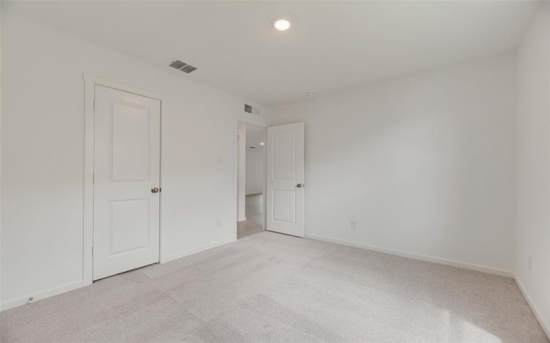 5022 Volunteer Drive, Ennis, TX 75119, 3 Bedrooms Bedrooms, ,2 BathroomsBathrooms,Residential,For Sale,5022 Volunteer Drive,20896675