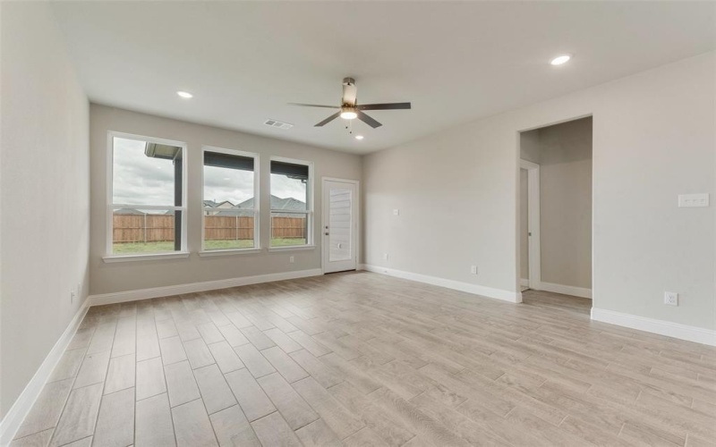 2905 Isla Terrace, Princeton, TX 75407, 4 Bedrooms Bedrooms, ,2 BathroomsBathrooms,Residential Lease,For Rent,2905 Isla Terrace,20896678
