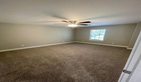 2622 S Fannin Avenue, Denison, TX 75020, 3 Bedrooms Bedrooms, ,2 BathroomsBathrooms,Residential Lease,For Rent,2622 S Fannin Avenue,20896759