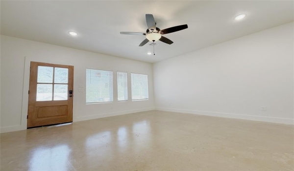 1400 W Morgan Street, Denison, TX 75020, 3 Bedrooms Bedrooms, ,2 BathroomsBathrooms,Residential,For Sale,1400 W Morgan Street,20896763