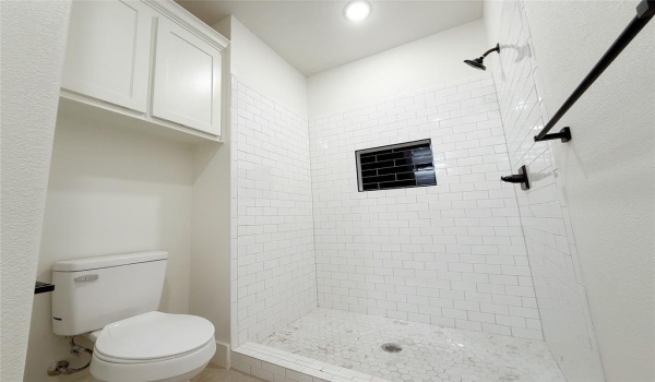 1404 W Morgan Street, Denison, TX 75020, 3 Bedrooms Bedrooms, ,2 BathroomsBathrooms,Residential,For Sale,1404 W Morgan Street,20896794