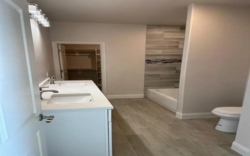 2500 San Gabriel Drive, Granbury, TX 76048, 3 Habitaciones Habitaciones , ,2 BañosBaños,Residential Lease,En Alquiler,2500 San Gabriel Drive,20897053