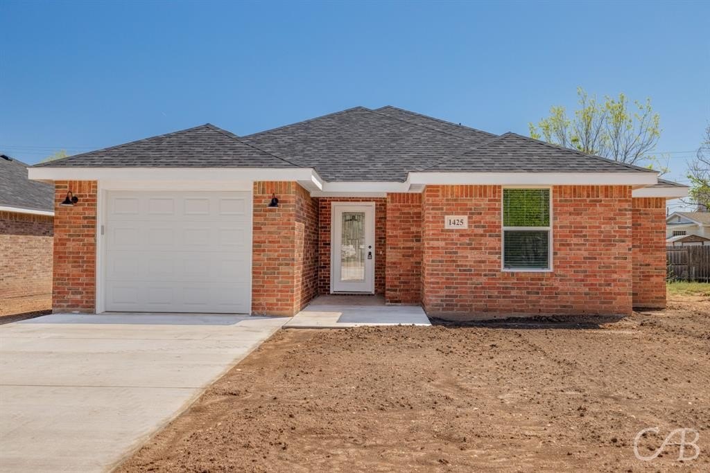 1425 Locust Street, Abilene, TX 79602, 3 Bedrooms Bedrooms, ,2 BathroomsBathrooms,Residential,For Sale,1425 Locust Street,20897060
