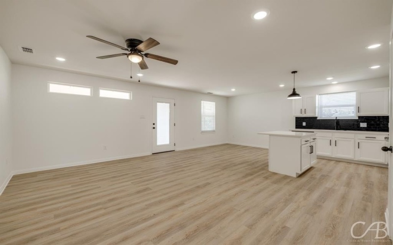 1425 Locust Street, Abilene, TX 79602, 3 Bedrooms Bedrooms, ,2 BathroomsBathrooms,Residential,For Sale,1425 Locust Street,20897060