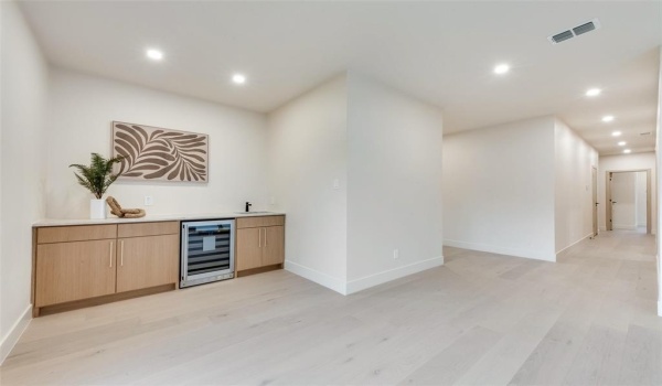 1622 Sylvan Avenue, Dallas, TX 75208, 5 Habitaciones Habitaciones , ,3 BañosBaños,Residential,En Venta,1622 Sylvan Avenue,20897183