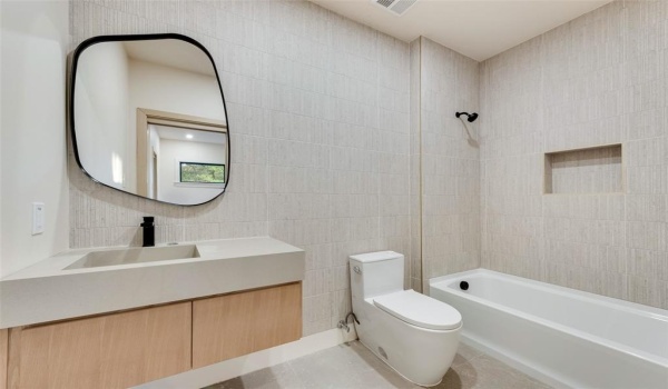 1622 Sylvan Avenue, Dallas, TX 75208, 5 Habitaciones Habitaciones , ,3 BañosBaños,Residential,En Venta,1622 Sylvan Avenue,20897183