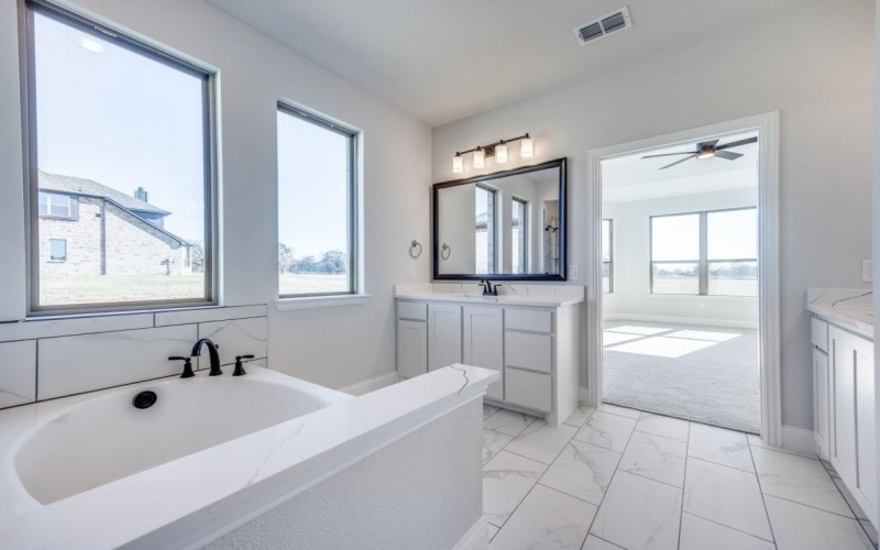 7468 West Line Road, Collinsville, TX 76233, 4 Bedrooms Bedrooms, ,3 BathroomsBathrooms,Residential,For Sale,7468 West Line Road,20897196