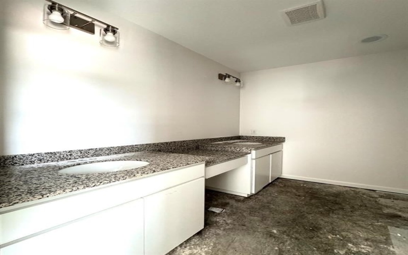 240 Elm Street, Winona, TX 75792, 3 Bedrooms Bedrooms, ,2 BathroomsBathrooms,Residential,For Sale,240 Elm Street,20900001