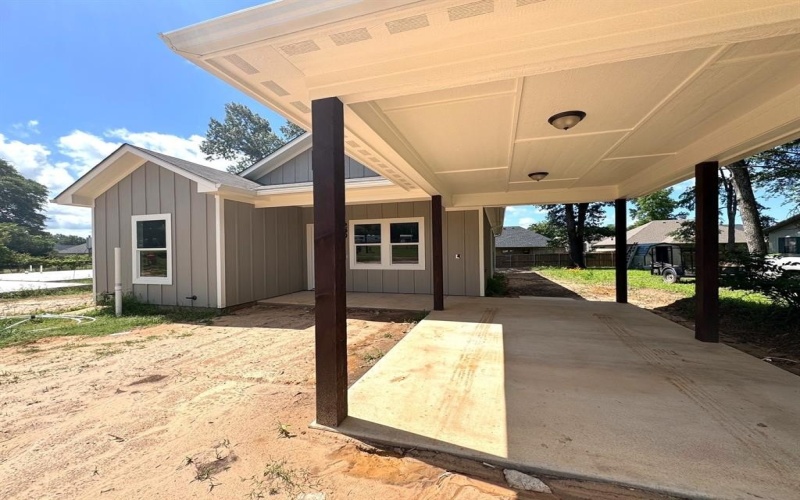 240 Elm Street, Winona, TX 75792, 3 Bedrooms Bedrooms, ,2 BathroomsBathrooms,Residential,For Sale,240 Elm Street,20900001