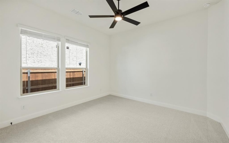 813 Turnbull Avenue, Fort Worth, TX 76247, 4 Habitaciones Habitaciones , ,3 BañosBaños,Residential,En Venta,813 Turnbull Avenue,20900009