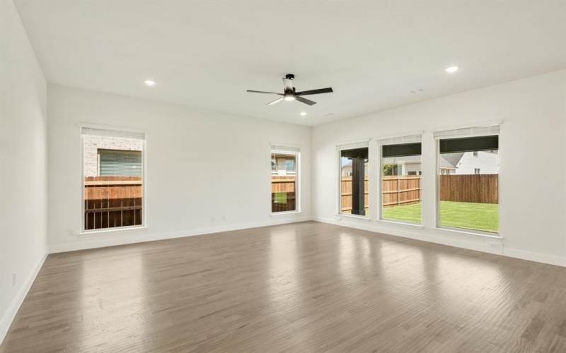 813 Turnbull Avenue, Fort Worth, TX 76247, 4 Habitaciones Habitaciones , ,3 BañosBaños,Residential,En Venta,813 Turnbull Avenue,20900009
