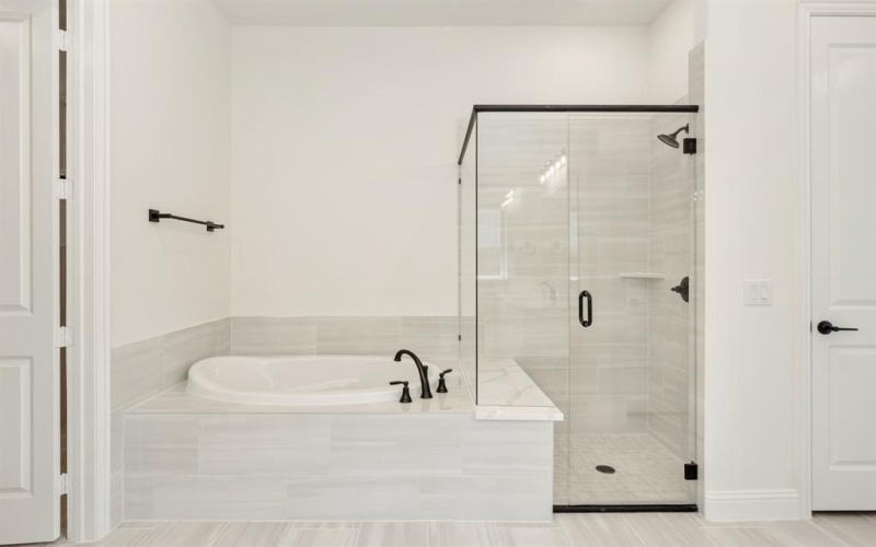 813 Turnbull Avenue, Fort Worth, TX 76247, 4 Habitaciones Habitaciones , ,3 BañosBaños,Residential,En Venta,813 Turnbull Avenue,20900009