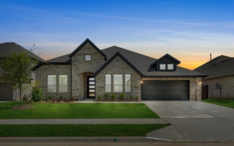 813 Turnbull Avenue, Fort Worth, TX 76247, 4 Habitaciones Habitaciones , ,3 BañosBaños,Residential,En Venta,813 Turnbull Avenue,20900009