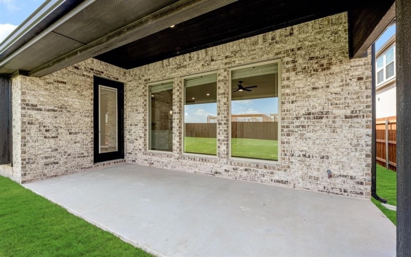 813 Turnbull Avenue, Fort Worth, TX 76247, 4 Habitaciones Habitaciones , ,3 BañosBaños,Residential,En Venta,813 Turnbull Avenue,20900009