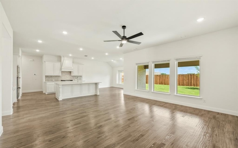 817 Turnbull Avenue, Fort Worth, TX 76247, 4 Habitaciones Habitaciones , ,3 BañosBaños,Residential,En Venta,817 Turnbull Avenue,20900109