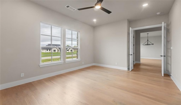 1060 Julian Drive, Van Alstyne, TX 75495, 4 Bedrooms Bedrooms, ,3 BathroomsBathrooms,Residential,For Sale,1060 Julian Drive,20900119