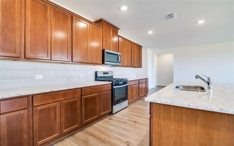 4031 Bedford Drive, Crandall, TX 75114, 4 Habitaciones Habitaciones , ,2 BañosBaños,Residential,En Venta,4031 Bedford Drive,20898312