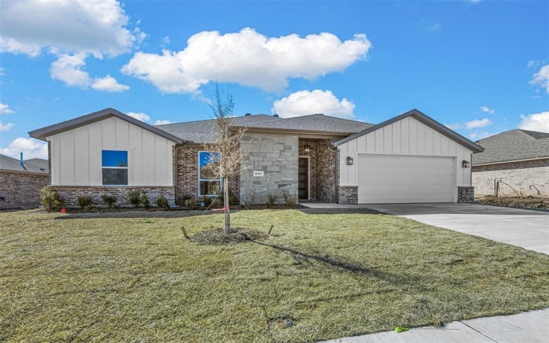 641 Mooney Drive, Saginaw, TX 76179, 4 Habitaciones Habitaciones , ,2 BañosBaños,Residential,En Venta,641 Mooney Drive,20898344