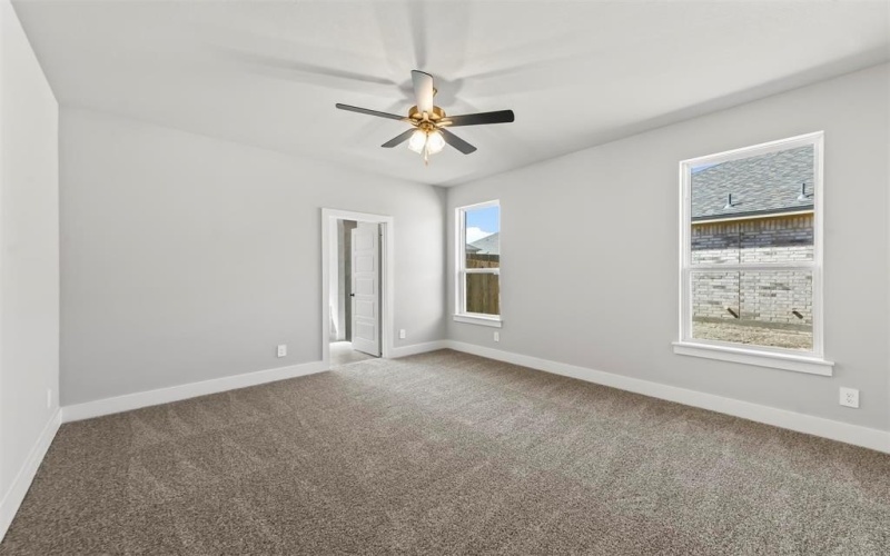 641 Mooney Drive, Saginaw, TX 76179, 4 Habitaciones Habitaciones , ,2 BañosBaños,Residential,En Venta,641 Mooney Drive,20898344