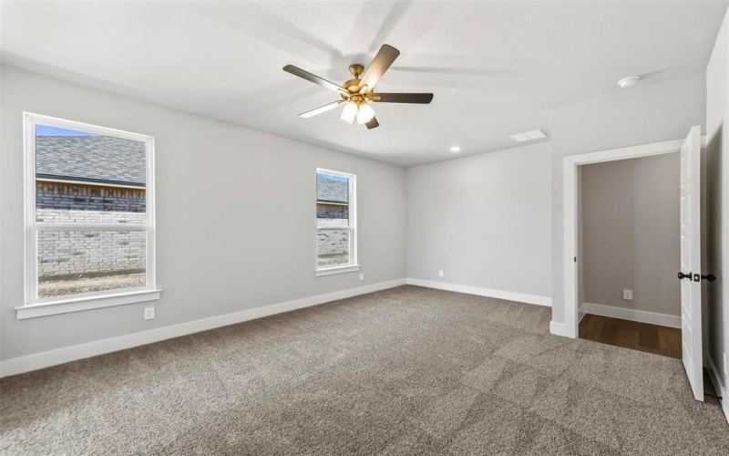 641 Mooney Drive, Saginaw, TX 76179, 4 Habitaciones Habitaciones , ,2 BañosBaños,Residential,En Venta,641 Mooney Drive,20898344