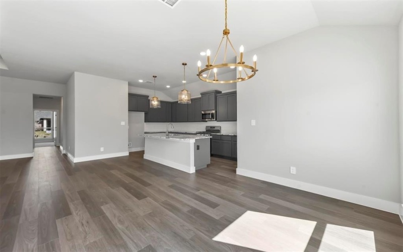 641 Mooney Drive, Saginaw, TX 76179, 4 Habitaciones Habitaciones , ,2 BañosBaños,Residential,En Venta,641 Mooney Drive,20898344