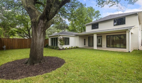6853 Casa Loma Avenue, Dallas, TX 75214, 4 Bedrooms Bedrooms, ,5 BathroomsBathrooms,Residential,For Sale,6853 Casa Loma Avenue,20898513