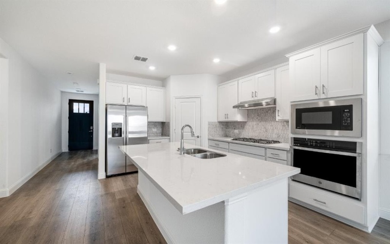 1229 La Bamba Drive, Fort Worth, TX 76052, 5 Bedrooms Bedrooms, ,3 BathroomsBathrooms,Residential,For Sale,1229 La Bamba Drive,20898514