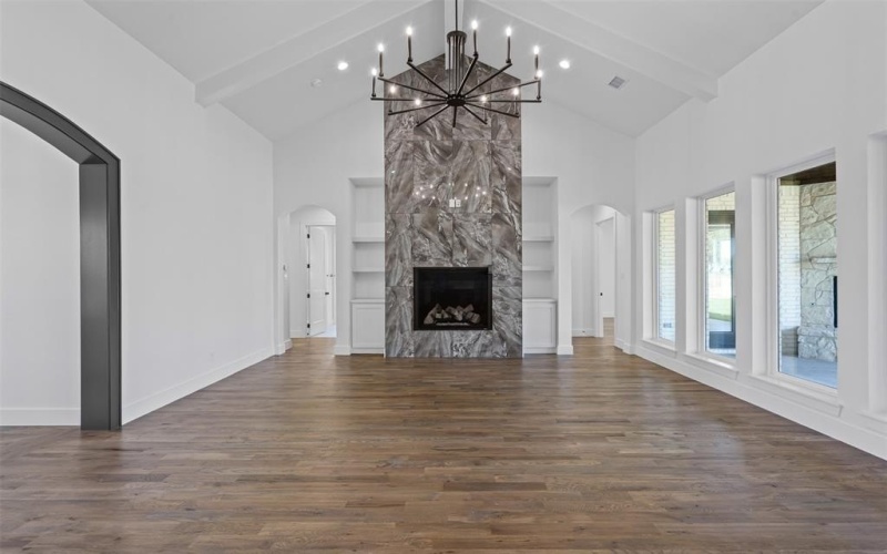 560 Royal Santana Run, Weatherford, TX 76087, 4 Bedrooms Bedrooms, ,3 BathroomsBathrooms,Residential,For Sale,560 Royal Santana Run,20898653