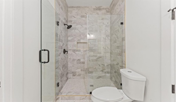 3228 Townsend Drive, Dallas, TX 75229, 5 Bedrooms Bedrooms, ,6 BathroomsBathrooms,Residential,For Sale,3228 Townsend Drive,20898699