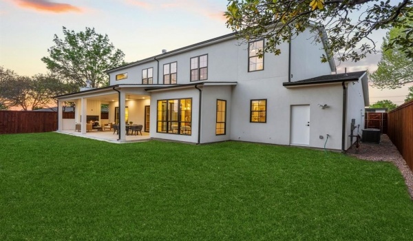 3228 Townsend Drive, Dallas, TX 75229, 5 Bedrooms Bedrooms, ,6 BathroomsBathrooms,Residential,For Sale,3228 Townsend Drive,20898699