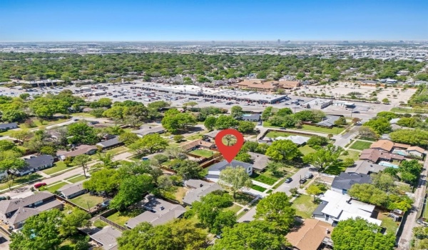 3228 Townsend Drive, Dallas, TX 75229, 5 Bedrooms Bedrooms, ,6 BathroomsBathrooms,Residential,For Sale,3228 Townsend Drive,20898699