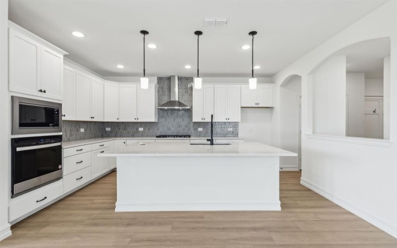 3016 Landmark Drive, Celina, TX 75009, 5 Bedrooms Bedrooms, ,5 BathroomsBathrooms,Residential,For Sale,3016 Landmark Drive,20898864