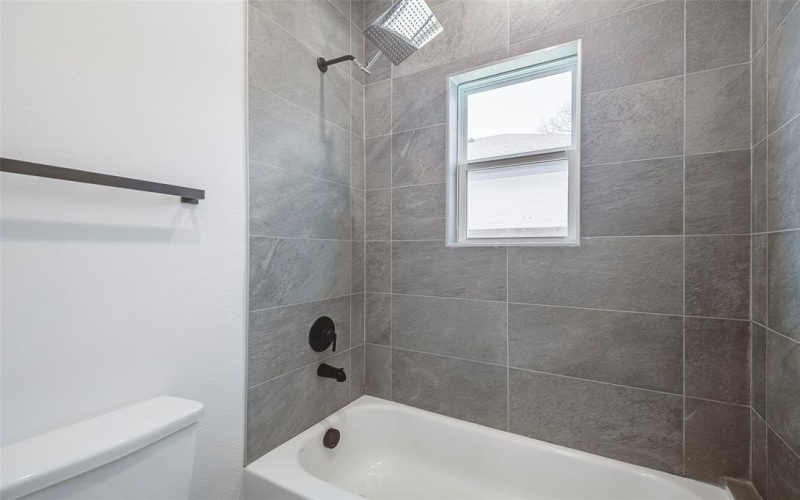 4739 Nome, Dallas, TX 75216, 4 Habitaciones Habitaciones , ,2 BañosBaños,Residential,En Venta,4739 Nome,20898910