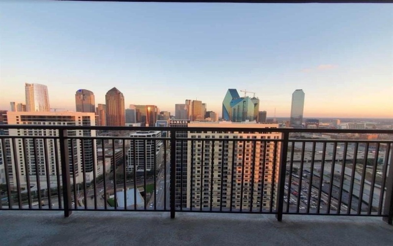 2323 N Akard Street #3110, Dallas, TX 75201, 2 Bedrooms Bedrooms, ,2 BathroomsBathrooms,Residential Lease,For Rent,2323 N Akard Street,20898970