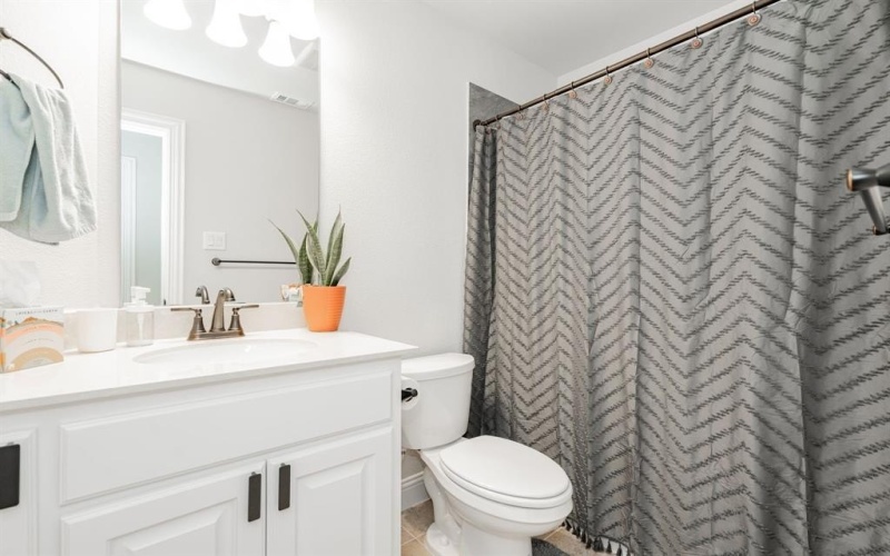 1725 Frisco Hills Boulevard, Little Elm, TX 75068, 5 Bedrooms Bedrooms, ,5 BathroomsBathrooms,Residential,For Sale,1725 Frisco Hills Boulevard,20899087