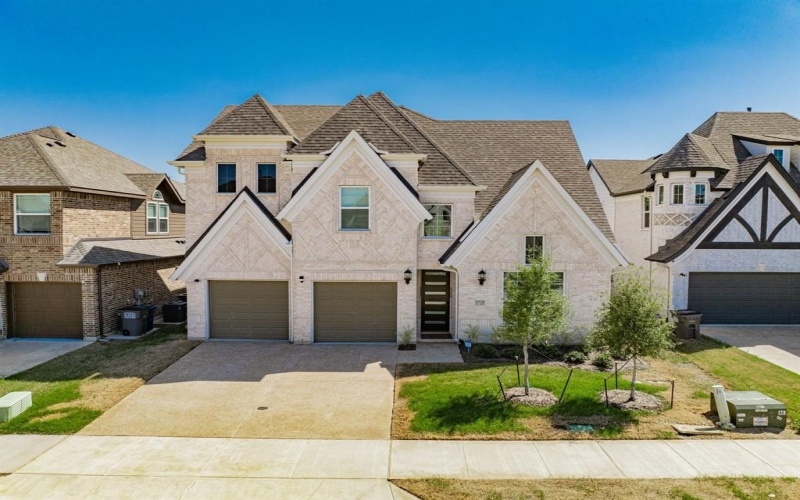 1725 Frisco Hills Boulevard, Little Elm, TX 75068, 5 Bedrooms Bedrooms, ,5 BathroomsBathrooms,Residential,For Sale,1725 Frisco Hills Boulevard,20899087