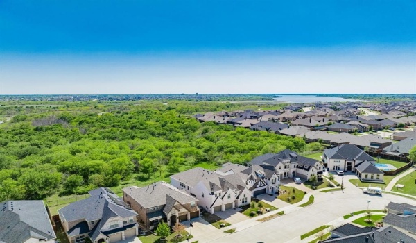1725 Frisco Hills Boulevard, Little Elm, TX 75068, 5 Bedrooms Bedrooms, ,5 BathroomsBathrooms,Residential,For Sale,1725 Frisco Hills Boulevard,20899087