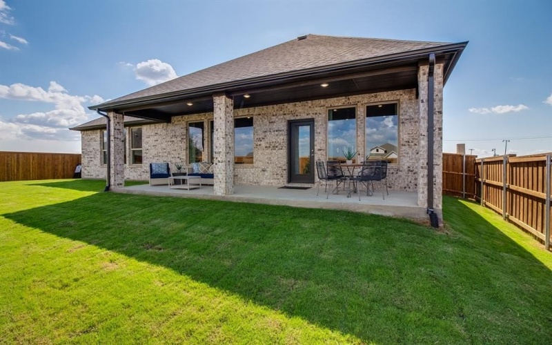 1800 Ann Street, Celina, TX 75009, 4 Bedrooms Bedrooms, ,3 BathroomsBathrooms,Residential,For Sale,1800 Ann Street,20899248