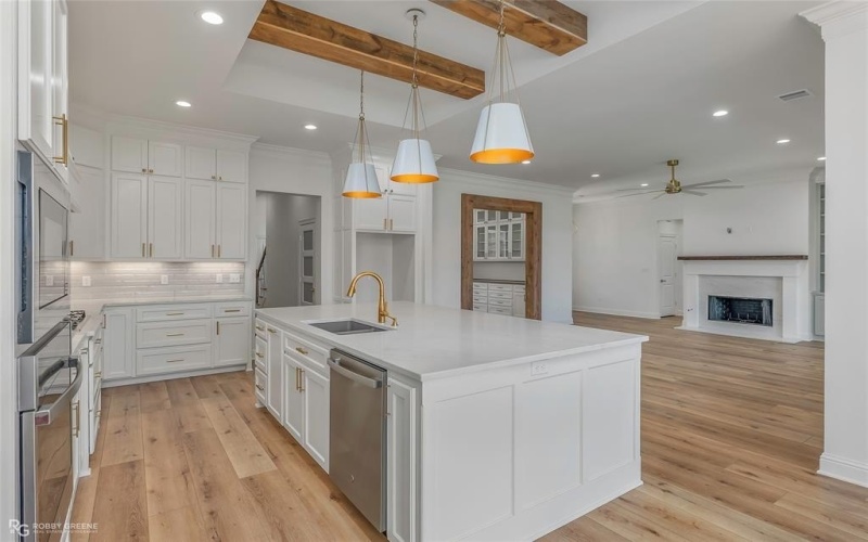 716 Calcasieu Pass, Bossier City, LA 71111, 4 Bedrooms Bedrooms, ,3 BathroomsBathrooms,Residential,For Sale,716 Calcasieu Pass,20899279