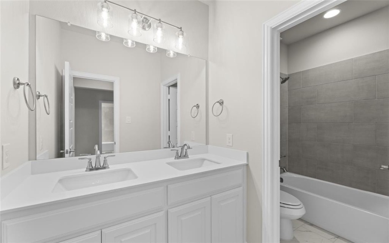 3614 Finnian Street, Rowlett, TX 75088, 4 Bedrooms Bedrooms, ,3 BathroomsBathrooms,Residential,For Sale,3614 Finnian Street,20899407