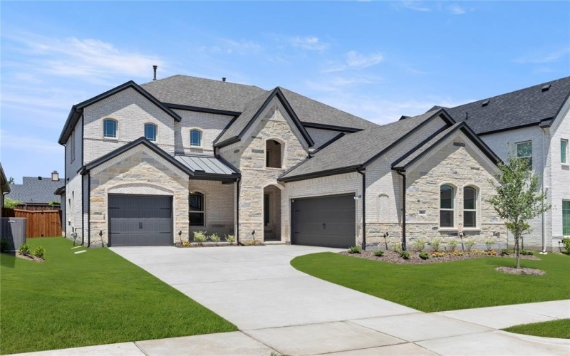 3811 Lochwood Drive, Rowlett, TX 75088, 5 Bedrooms Bedrooms, ,5 BathroomsBathrooms,Residential,For Sale,3811 Lochwood Drive,20899452
