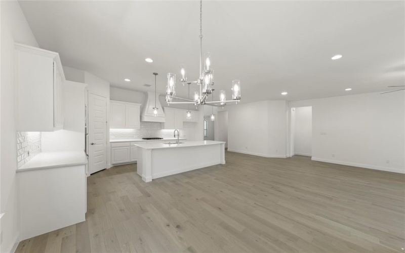 3811 Lochwood Drive, Rowlett, TX 75088, 5 Bedrooms Bedrooms, ,5 BathroomsBathrooms,Residential,For Sale,3811 Lochwood Drive,20899452