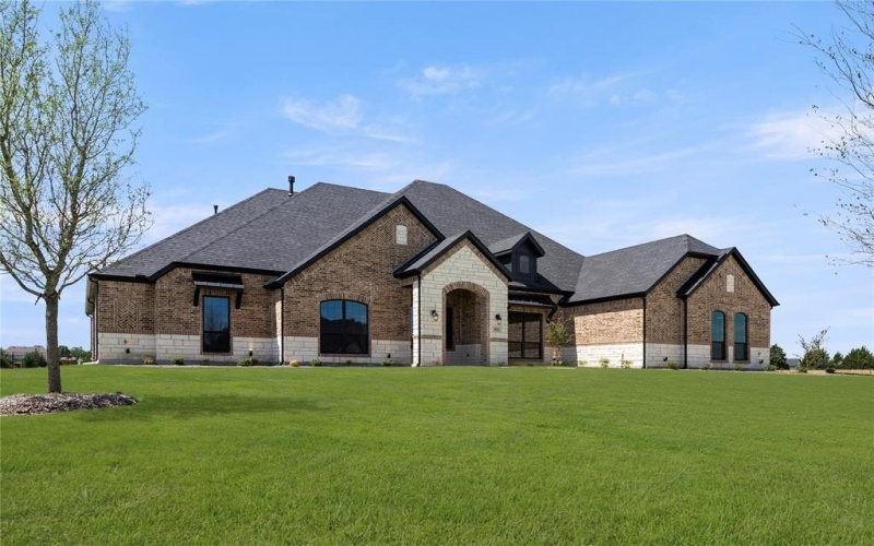 480 Infinito Drive, Sunnyvale, TX 75182, 4 Bedrooms Bedrooms, ,5 BathroomsBathrooms,Residential,For Sale,480 Infinito Drive,20899490