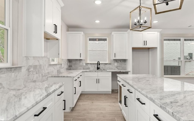 5703 Barkridge Drive, Granbury, TX 76048, 3 Habitaciones Habitaciones , ,2 BañosBaños,Residential,En Venta,5703 Barkridge Drive,20899497