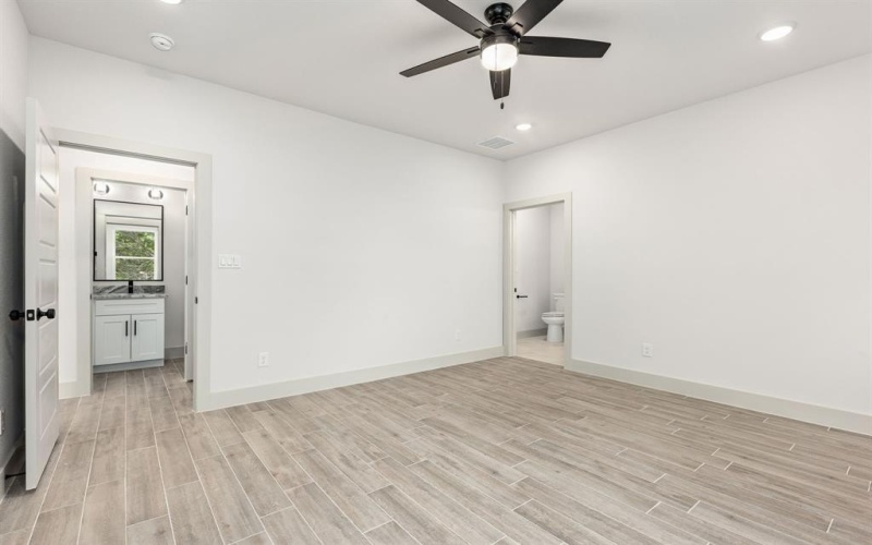 5703 Barkridge Drive, Granbury, TX 76048, 3 Habitaciones Habitaciones , ,2 BañosBaños,Residential,En Venta,5703 Barkridge Drive,20899497