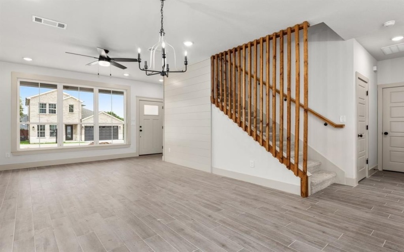 5703 Barkridge Drive, Granbury, TX 76048, 3 Habitaciones Habitaciones , ,2 BañosBaños,Residential,En Venta,5703 Barkridge Drive,20899497