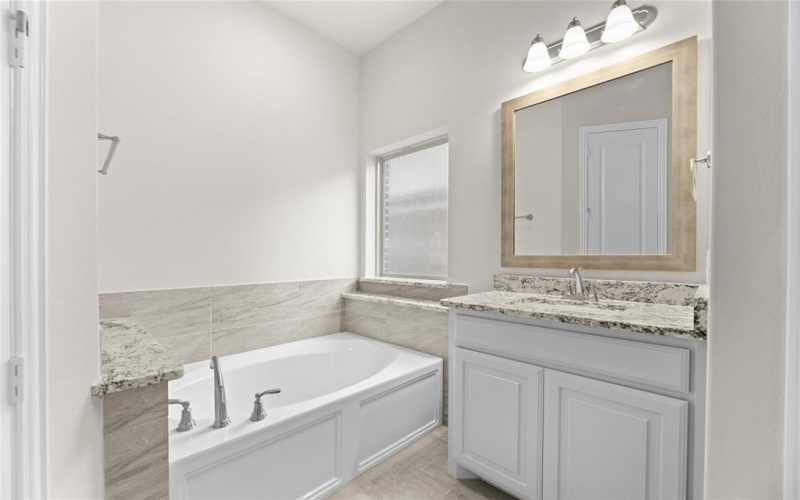 3906 Windmere, Rowlett, TX 75088, 3 Bedrooms Bedrooms, ,2 BathroomsBathrooms,Residential,For Sale,3906 Windmere,20899509