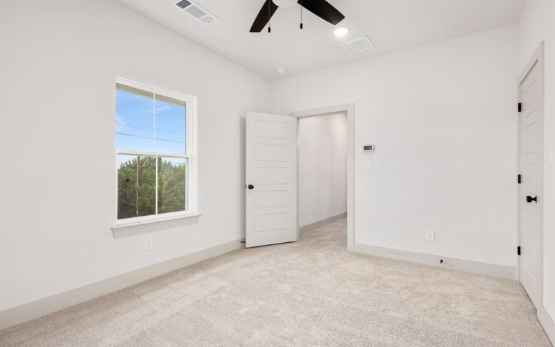 5639 Barkridge Drive, Granbury, TX 76048, 3 Bedrooms Bedrooms, ,2 BathroomsBathrooms,Residential,For Sale,5639 Barkridge Drive,20899532