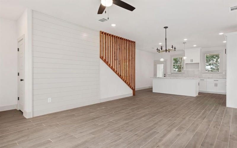 5639 Barkridge Drive, Granbury, TX 76048, 3 Bedrooms Bedrooms, ,2 BathroomsBathrooms,Residential,For Sale,5639 Barkridge Drive,20899532