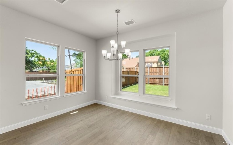 3907 Lochwood Drive, Rowlett, TX 75088, 5 Bedrooms Bedrooms, ,5 BathroomsBathrooms,Residential,For Sale,3907 Lochwood Drive,20899608
